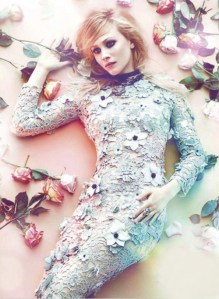 sarah-gadon-vogue13-02