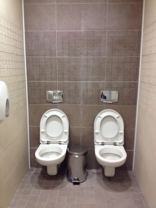sochi-olympic-washroom-stall-fail