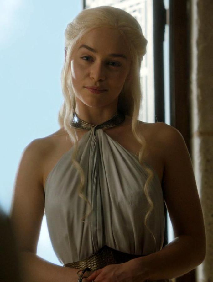 emilia-clarke-gameofthrones14-01