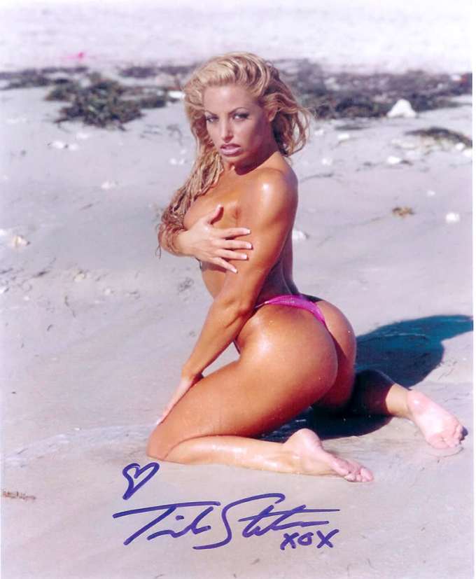 trish-stratus-10