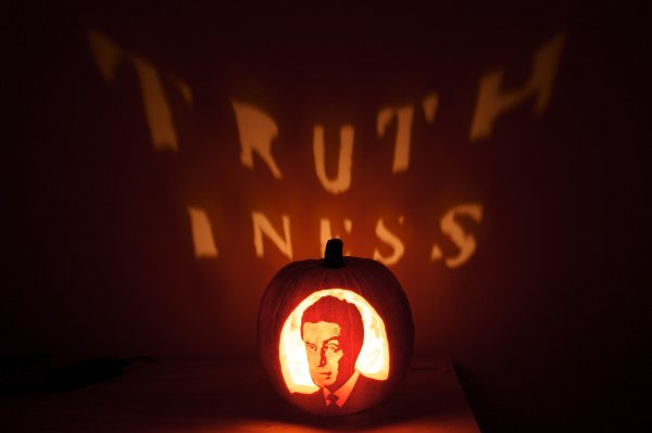 colbert-jack-o-lantern