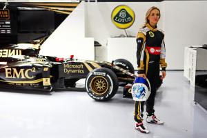 f1-2015-preview-carmen-jorda-lotus