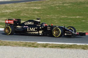 f1-2015-preview-lotus-e23