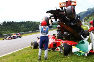 f1-2015-austria-raikkonen-alonso-crash